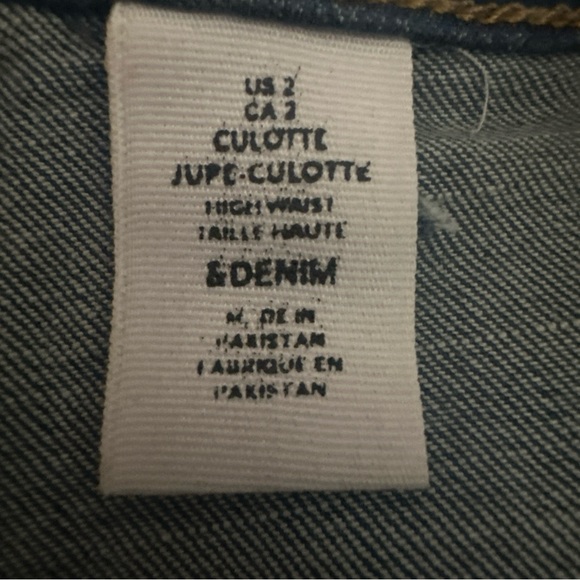 Wide leg, High Waisted Jeans, Culotte - Picture 5 of 9